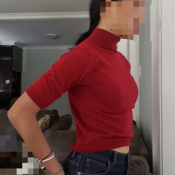 Small Crimson Red High Neck Short Sleeve Knit Top - Picture 5 of 5